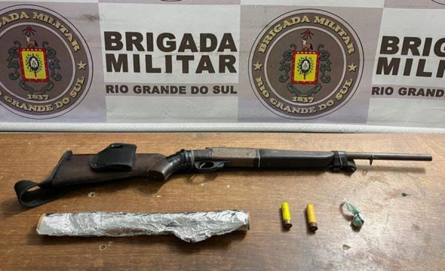 Homem é preso por porte ilegal de arma de fogo e tráfico, em Santa Vitória do Palmar