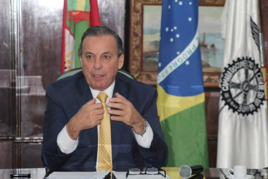 Vice-presidente de Infraestrutura da Federasul , Antonio Carlos Bacchieri Duarte,  recebe o título de cidadão Rio-Grandino