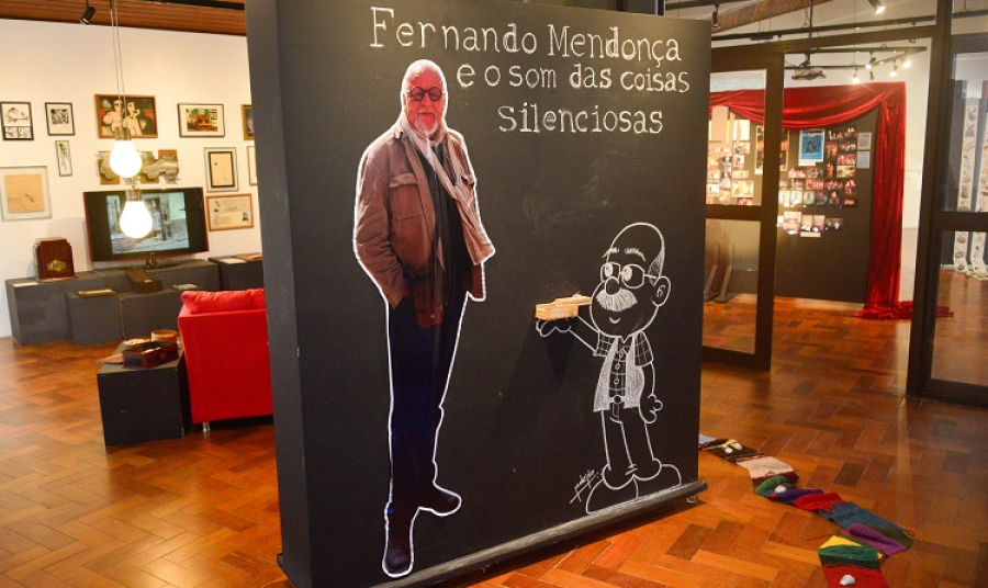 Exposição do artista Fernando Mendonça permanece na Galeria Espaço Incomum da FURG até o final do mês